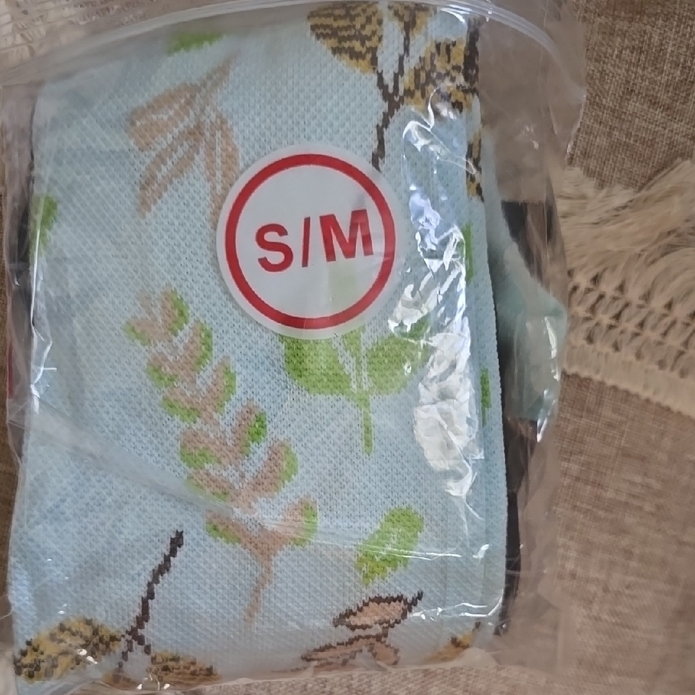 Knee High Compession Socks Floral Patterned  - Blue and Black - Picture 8 of 8